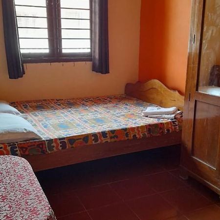 Villa Umar Homestay Pondicherry Eksteriør bilde