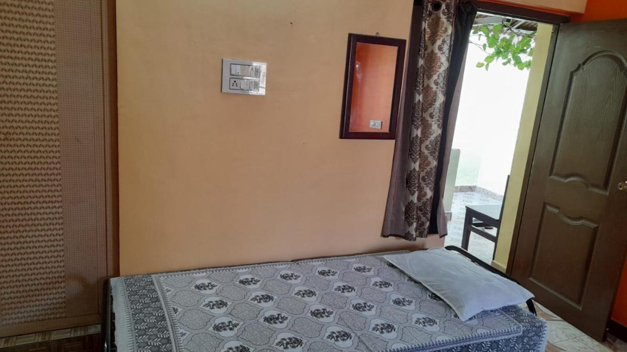 Villa Umar Homestay Pondicherry Eksteriør bilde